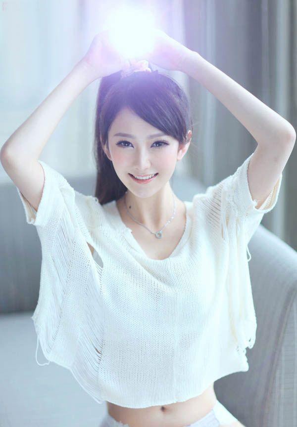 阳光青春美少女石宜甜貌美靓丽唯美