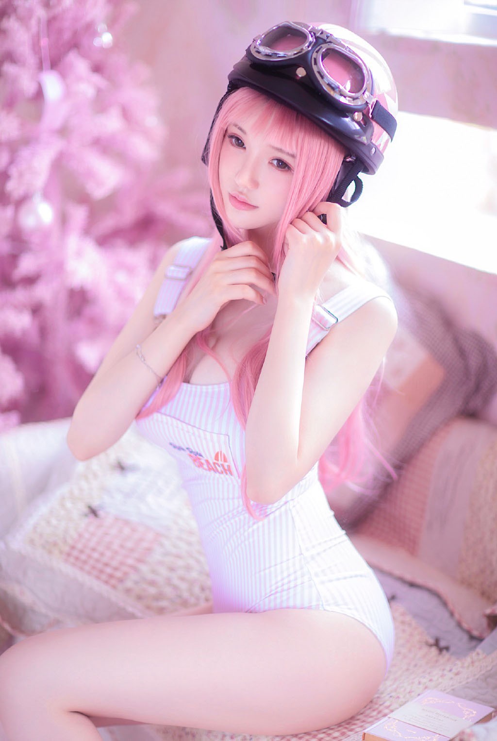 粉嫩红发性感图片 性感美女