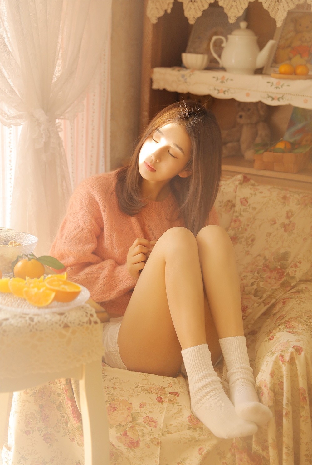 美女萝莉热裤美腿极致诱惑 性感美女
